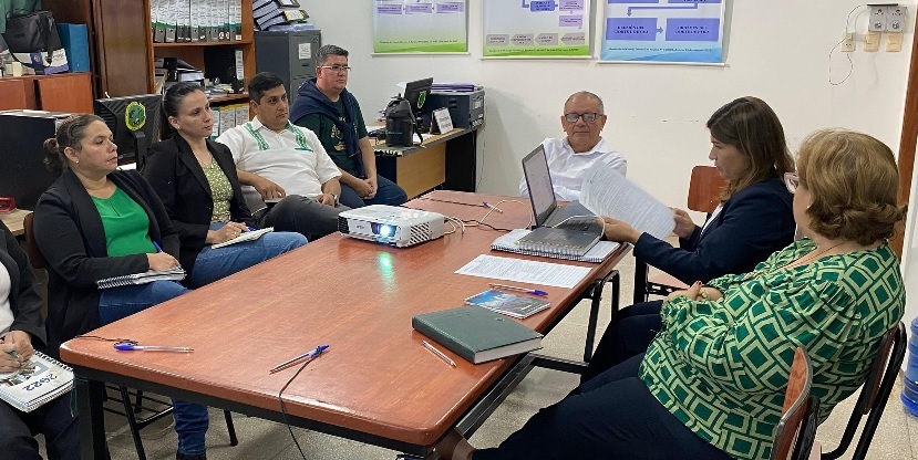 Reunión de trabajo — documentos institucionales FCA UNVES